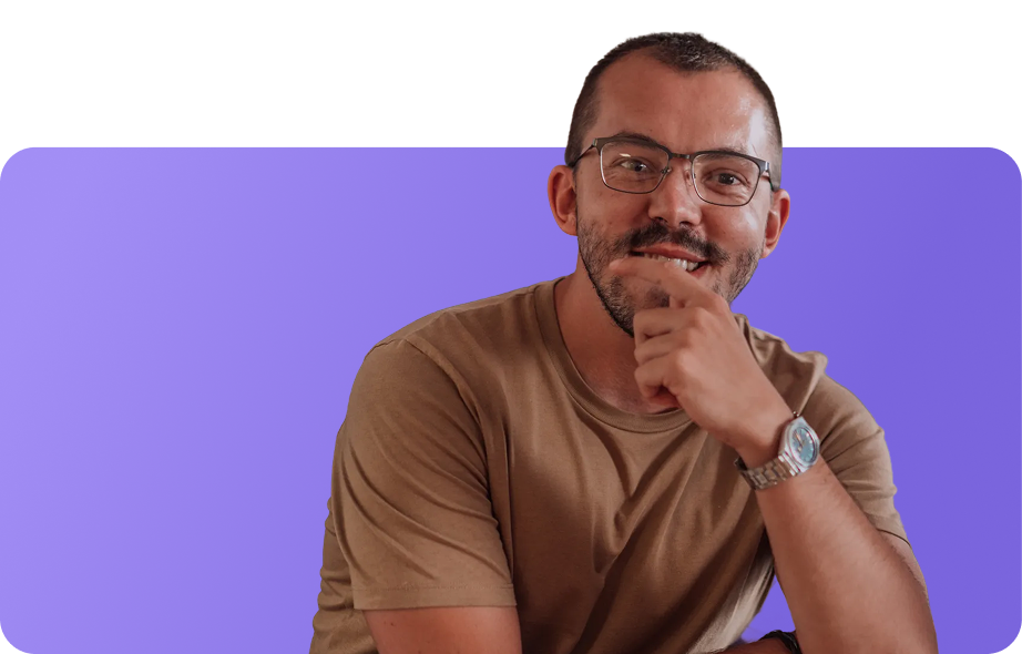 Nicolas R.